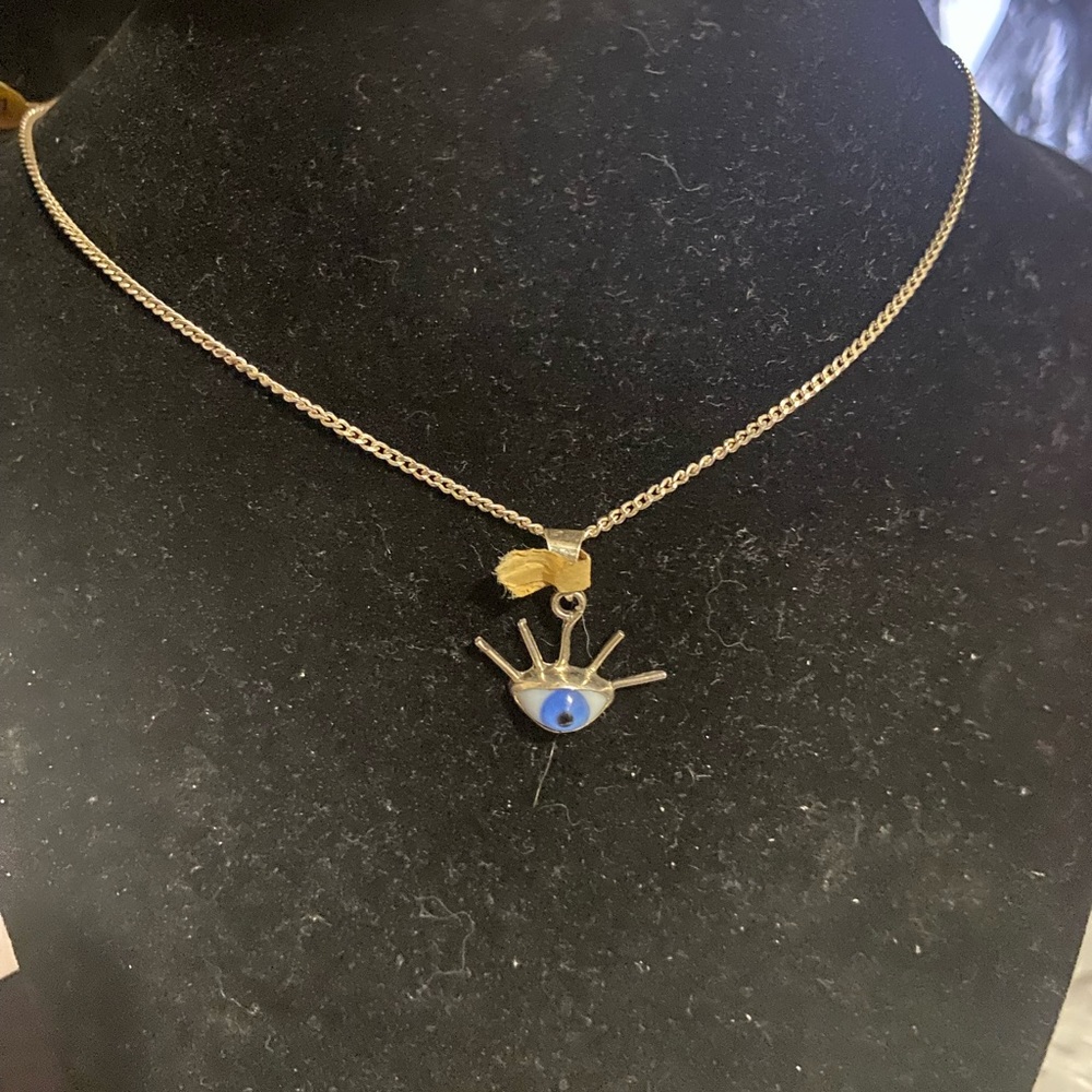 Sterling silver 925.